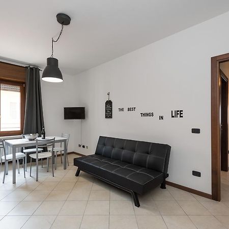 Ortaglia Apartamento Torri Del Benaco Exterior foto